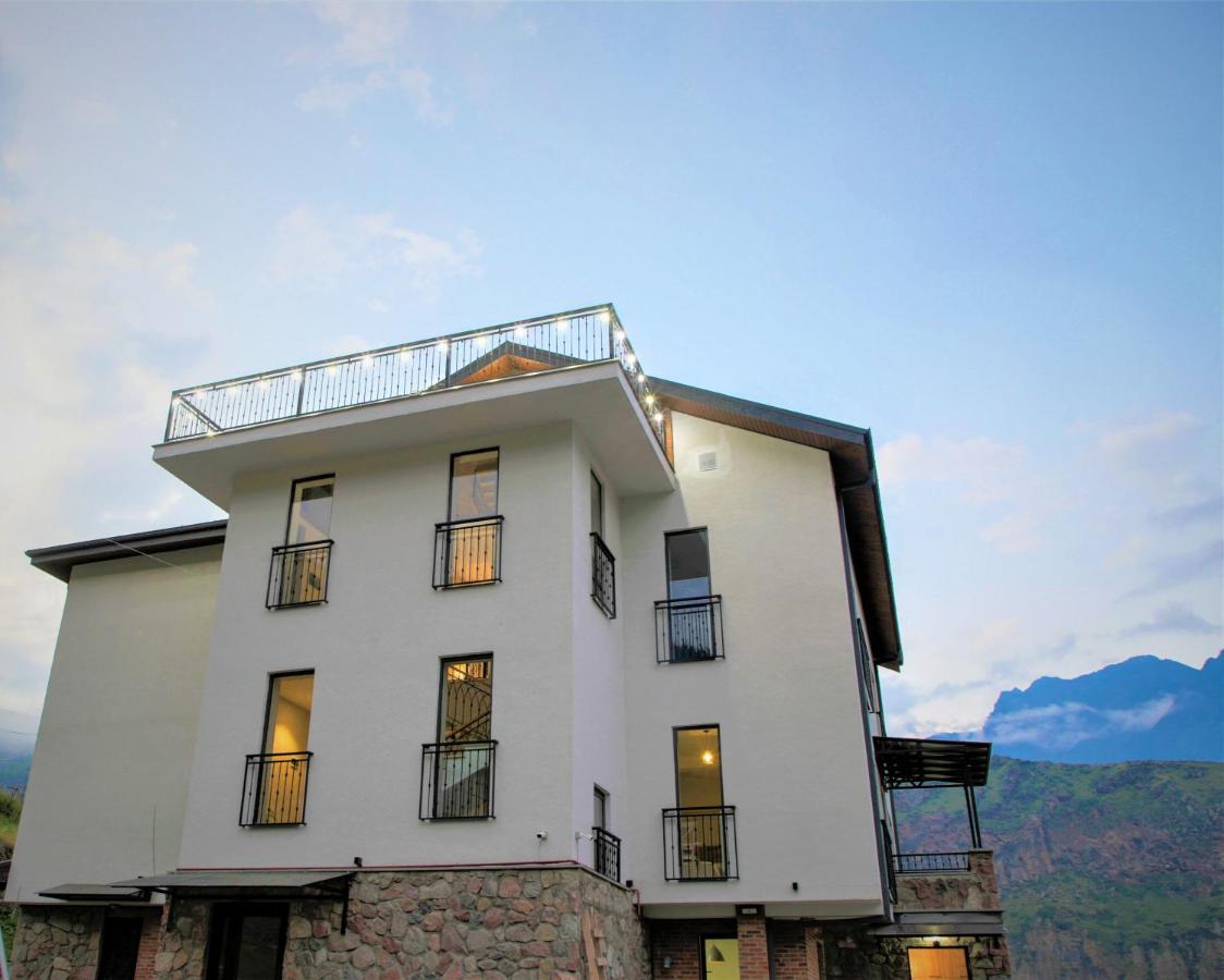 Hotel Geni Kazbegi Exterior photo